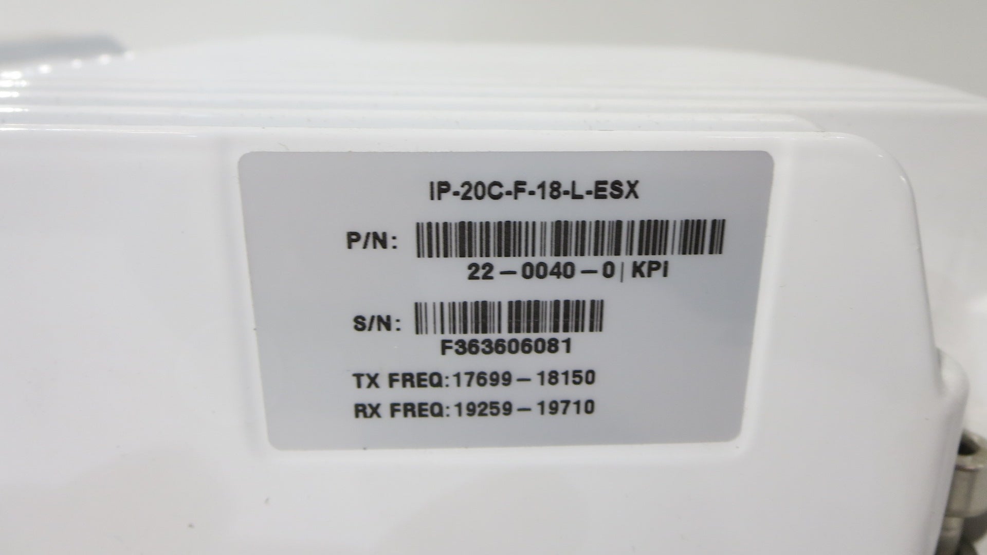 Ceragon IP-20C-D-F-18-L-ESX-M - 18GHZ Lower Channel; W/MK-7405-0 MOUNT; INCLUDES 2 - AA-0597-0