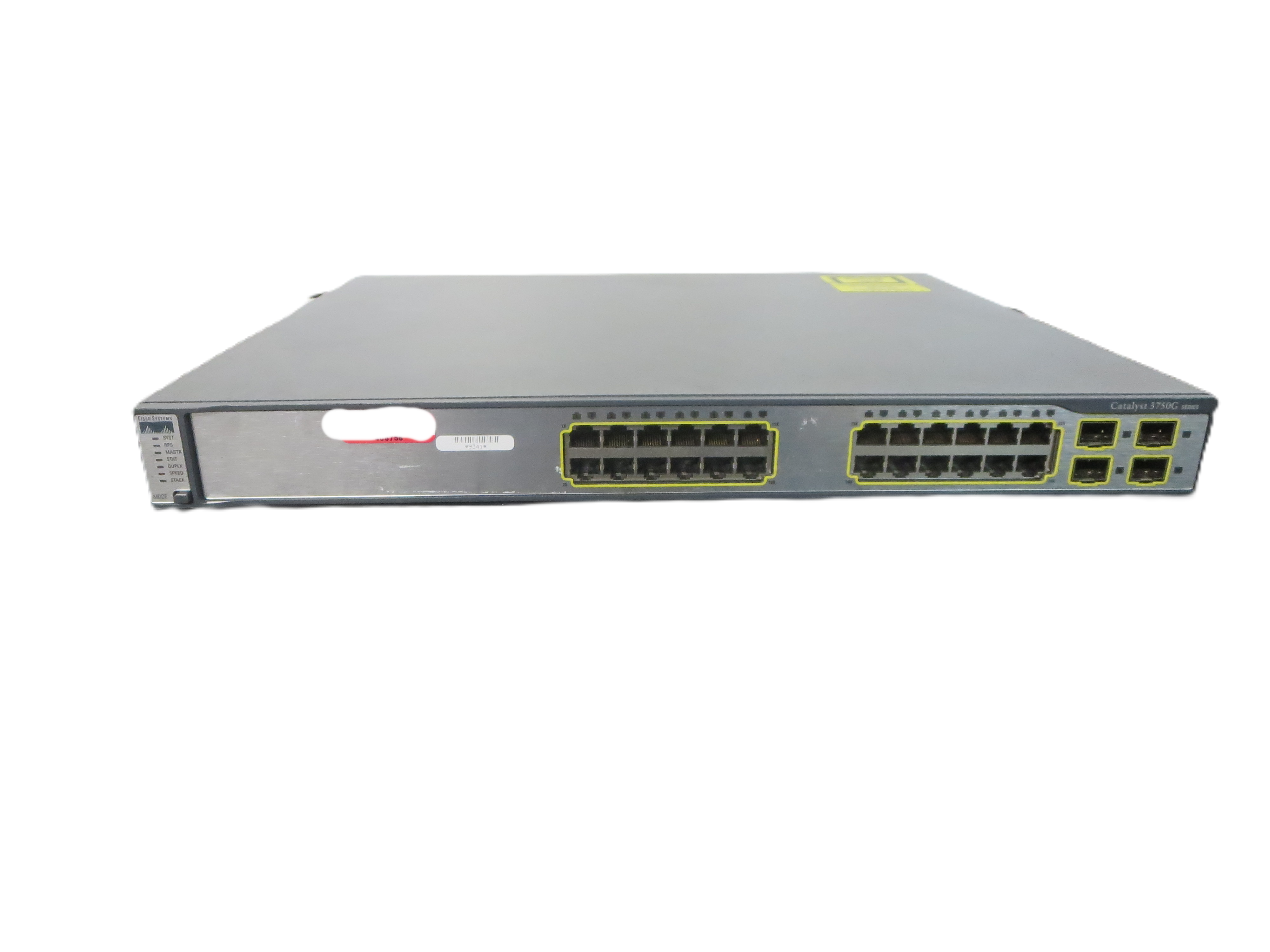 24 Ethernet 10/100/1000 ports